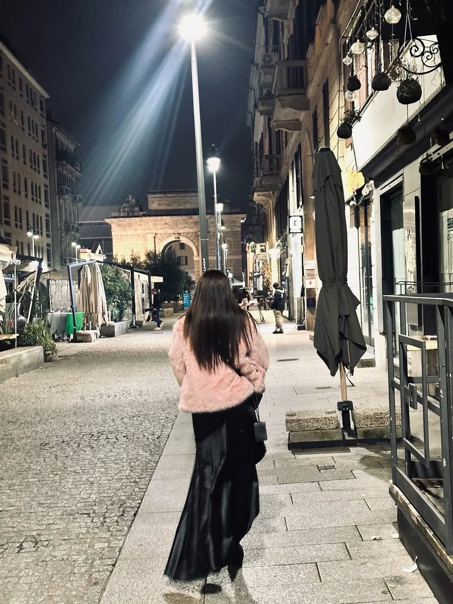 MightyMate118's tweet photo. 😙🤍 @sreeleela14 

#sreeleela https://t.co/5kGDouNLHP