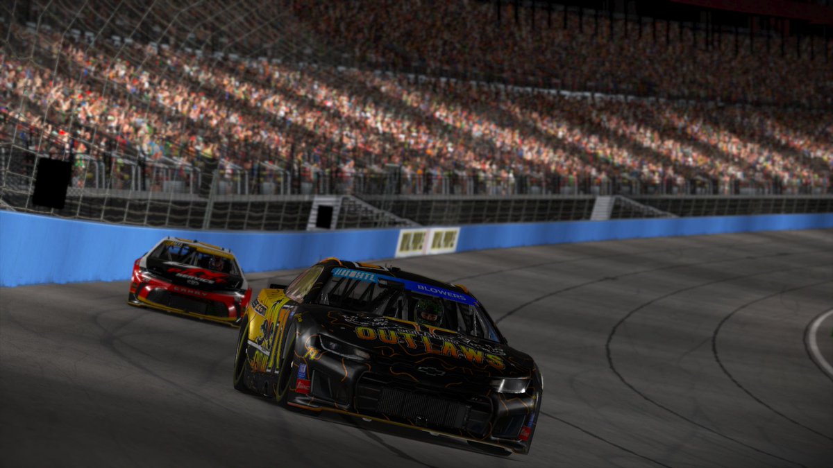 Blinky Blowovers tweet media