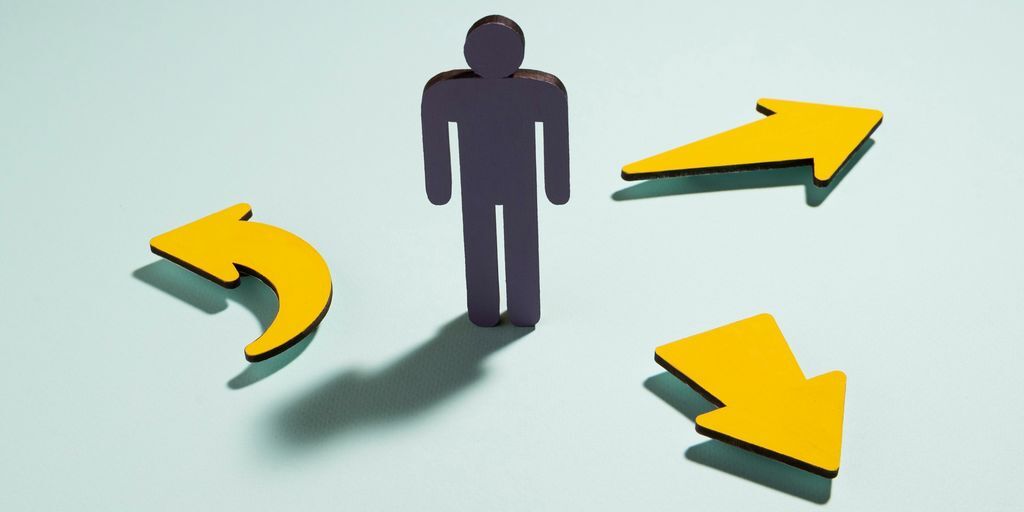 BizSchoolSucces's tweet photo. Understand The Psychology of Business Decision Making With These 15 Essential Keys https://t.co/eAm4UzpuXr #DecisionMaking #Leadership #ManagementTips #ManagementStyle https://t.co/v12ZhluNEe