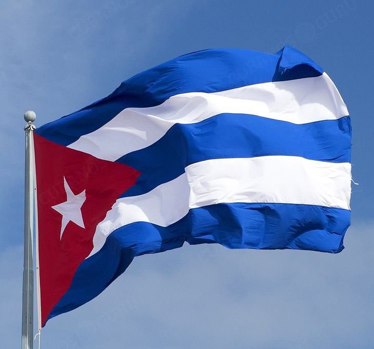 Nacimos en un país libre que nos legaron nuestros padres, y primero se hundirá la Isla en el mar antes que consintamos en ser esclavos de nadie.
#PatriaOMuerte #Venceremos
