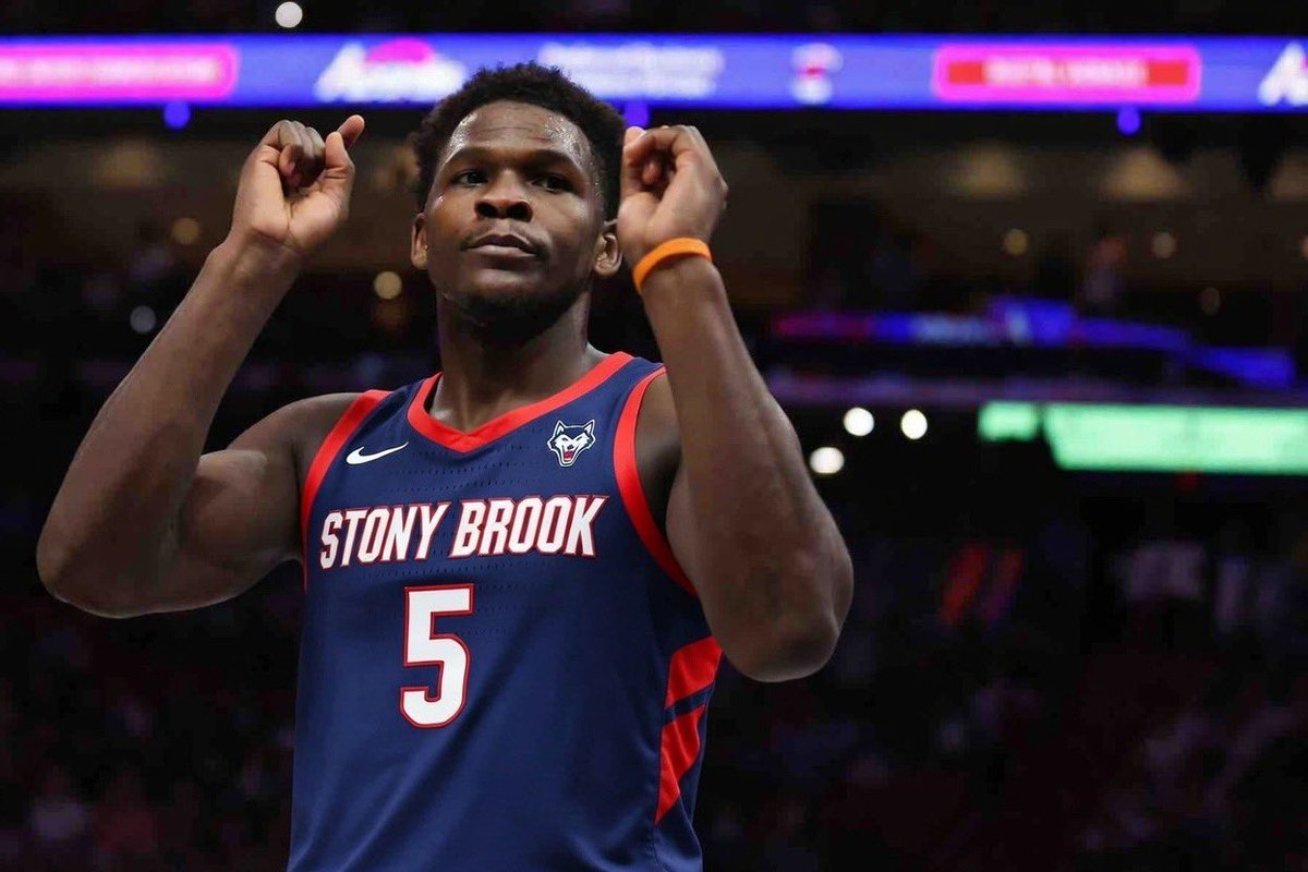 TheHoopHerald's tweet photo. If Anthony Edwards was on Stony Brook’s Basketball Team, could they make the Final Four?

Nobody could stop him https://t.co/IVCMhBU7Fu