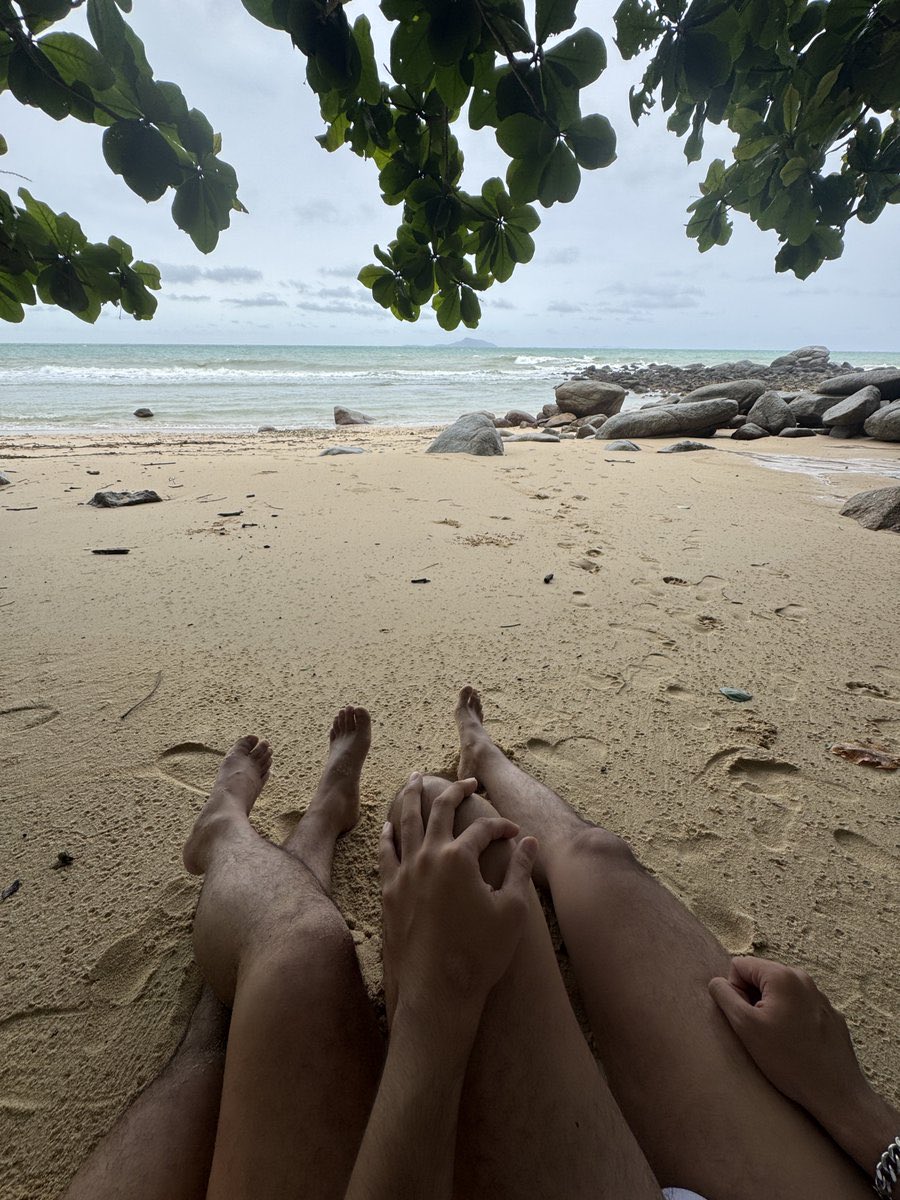 kritt_tw's tweet photo. ภูเก็ต หาดลับ nude beach ที่กำลังดังในเวลานี้ https://t.co/NNeIEHSci6