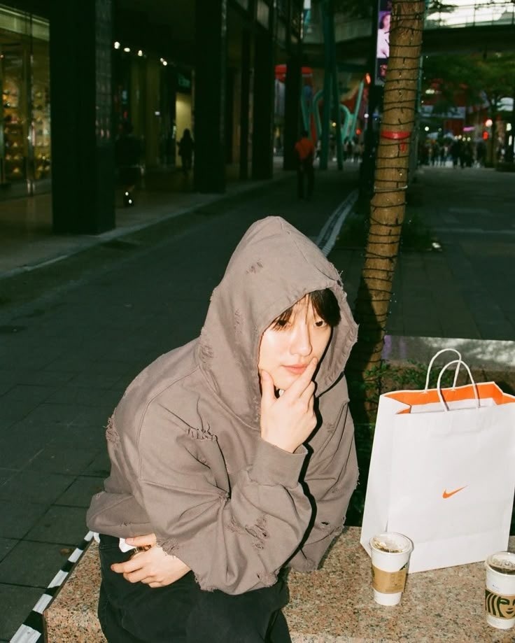 selfolssi ♤ tweet media