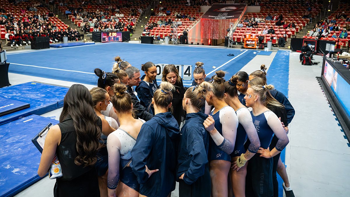 USUGymnastics's tweet photo. 𝐑𝐞𝐜𝐨𝐫𝐝-𝐒𝐞𝐭𝐭𝐢𝐧𝐠 𝐍𝐢𝐠𝐡𝐭!✨

Aggies Posts Third-Highest Score in Program History With 196.875 at Southern Utah

RECAP ➡️ https://t.co/bULfL7RWOZ

#AggiesAllTheWay | #PZF | #ShowMe https://t.co/RMuWocs2zc