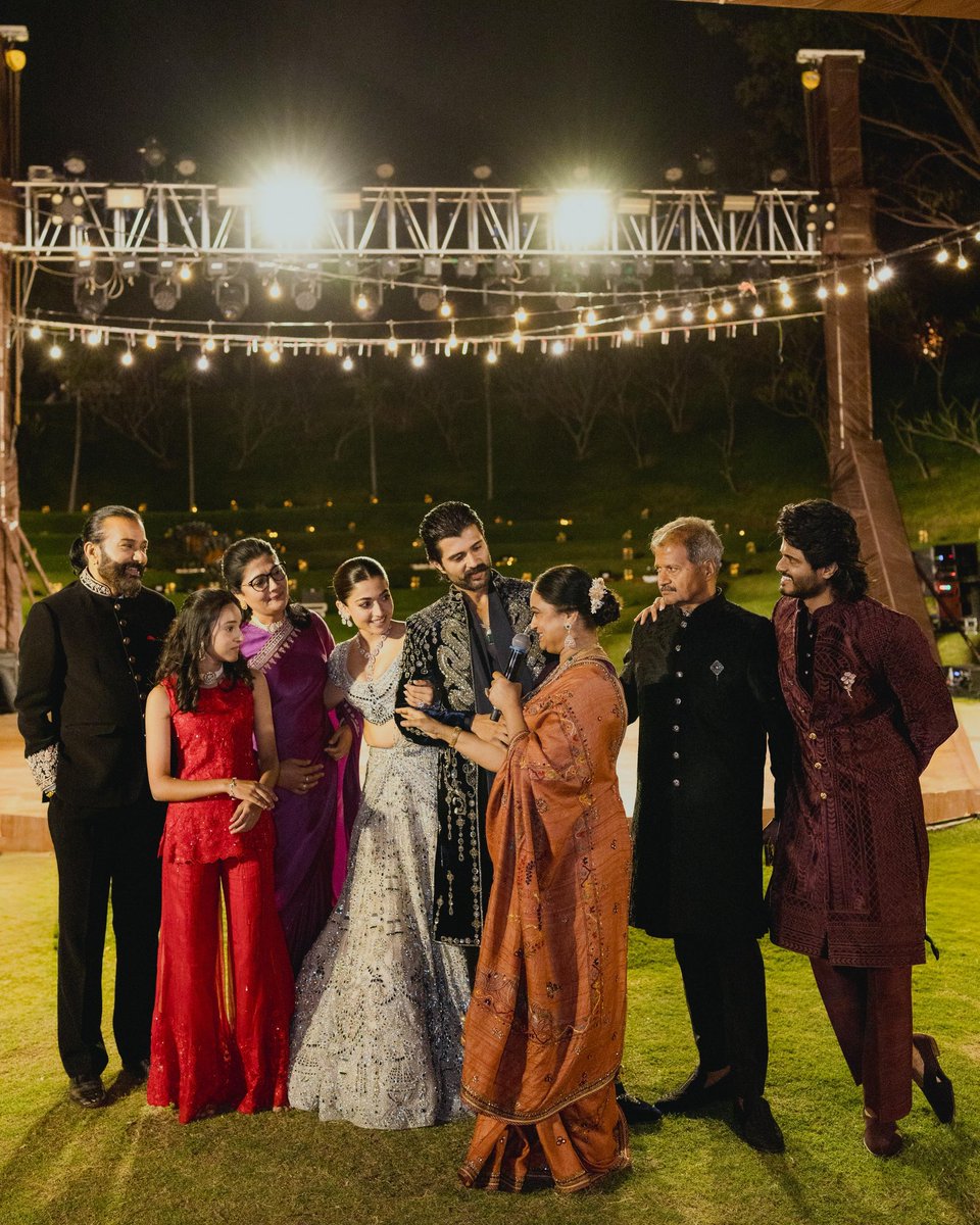 Vijay Deverakonda tweet media