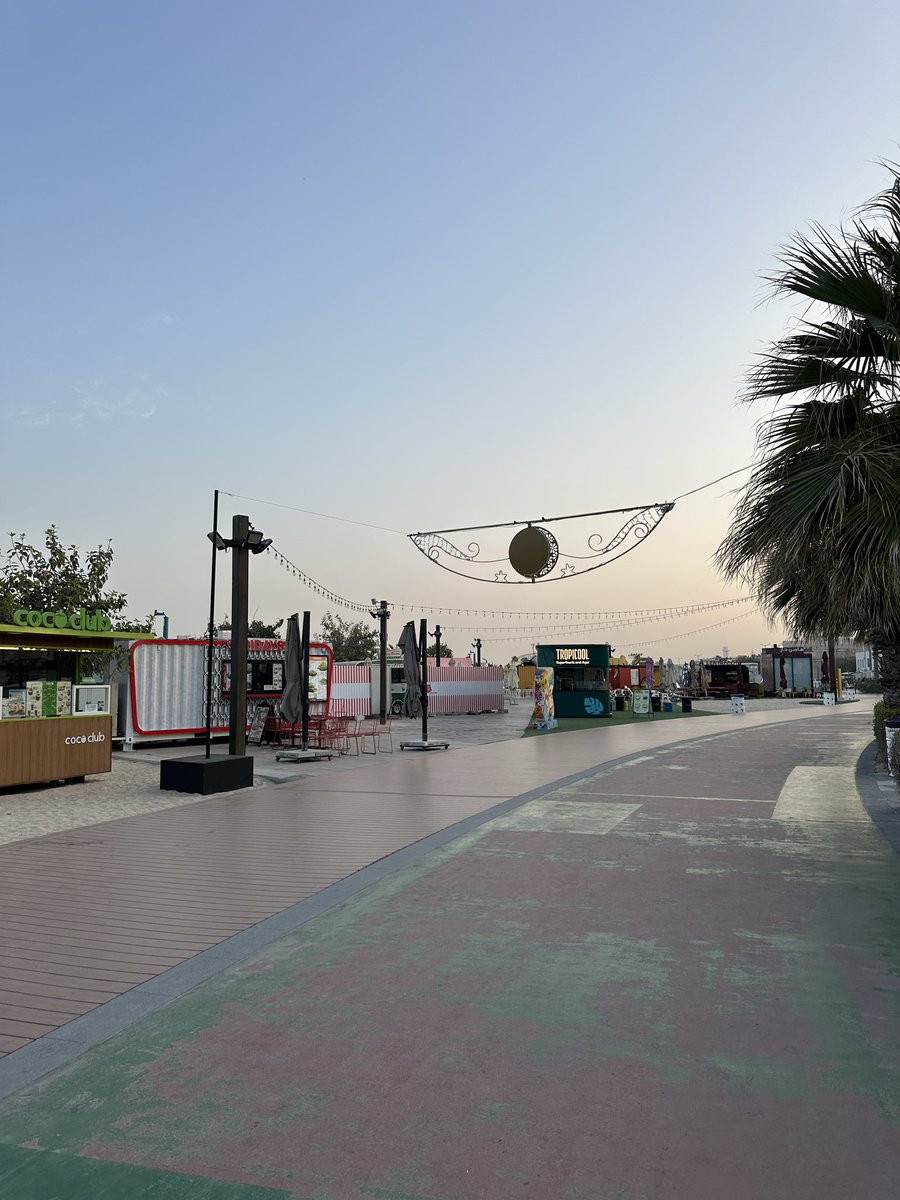 jchudy's tweet photo. Solitude on Kite Beach - my way of keeping grounded in Dubai this week. https://t.co/rnBGwDsM1u