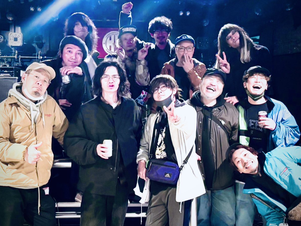 突然段ボール 蔦木俊二 (@lionjapan) / Posts / X