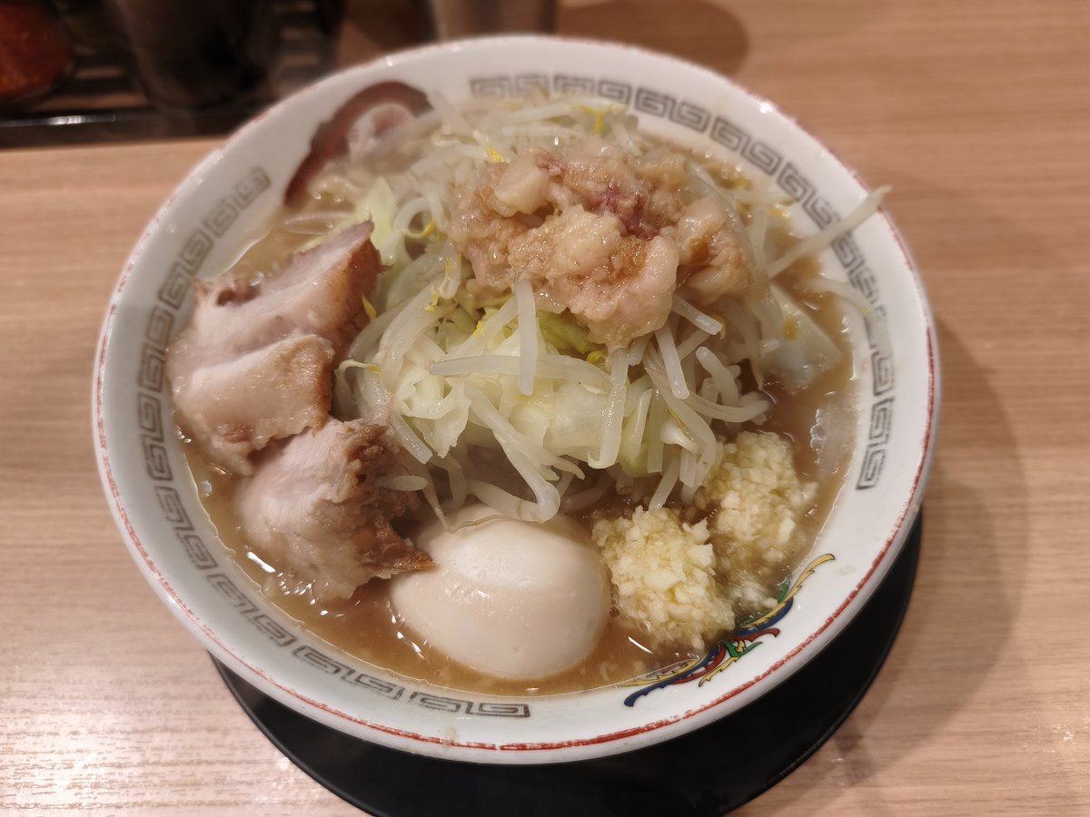 最近のラーメン
二郎系にハマった