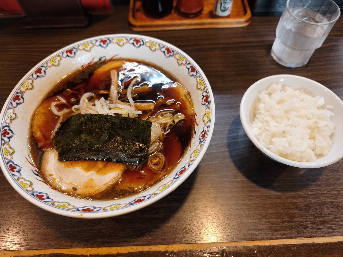 0_Akki_0's tweet photo. 最近のラーメン
二郎系にハマった https://t.co/3Km6BA6GJu