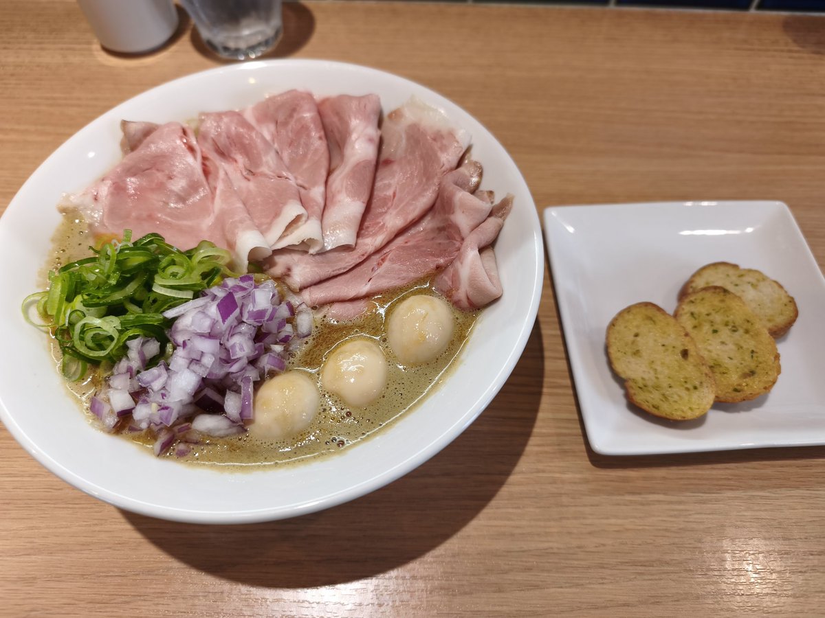 0_Akki_0's tweet photo. 最近のラーメン
二郎系にハマった https://t.co/3Km6BA6GJu