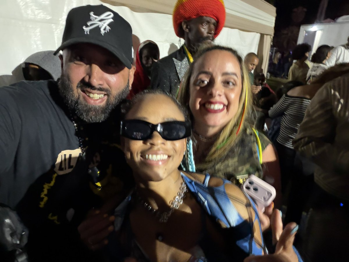 Cigar Social Club tweet media