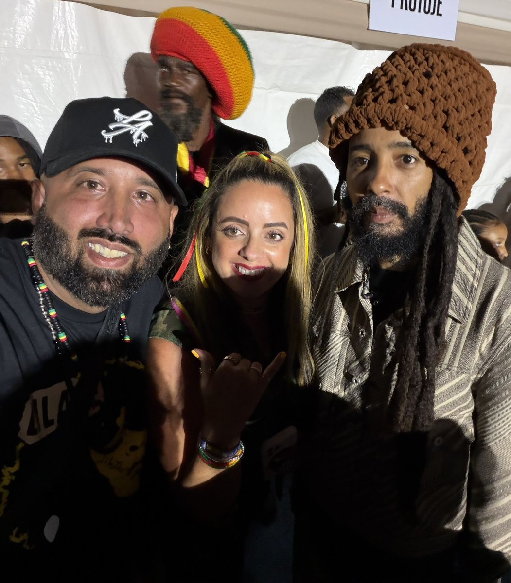 Cigar Social Club tweet media