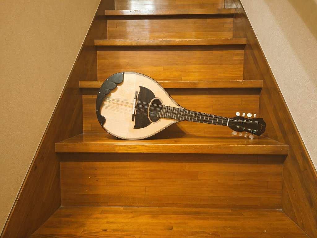 製作期間、13ヶ月、延べ日数60日にてようやく完成いたしました。師匠の