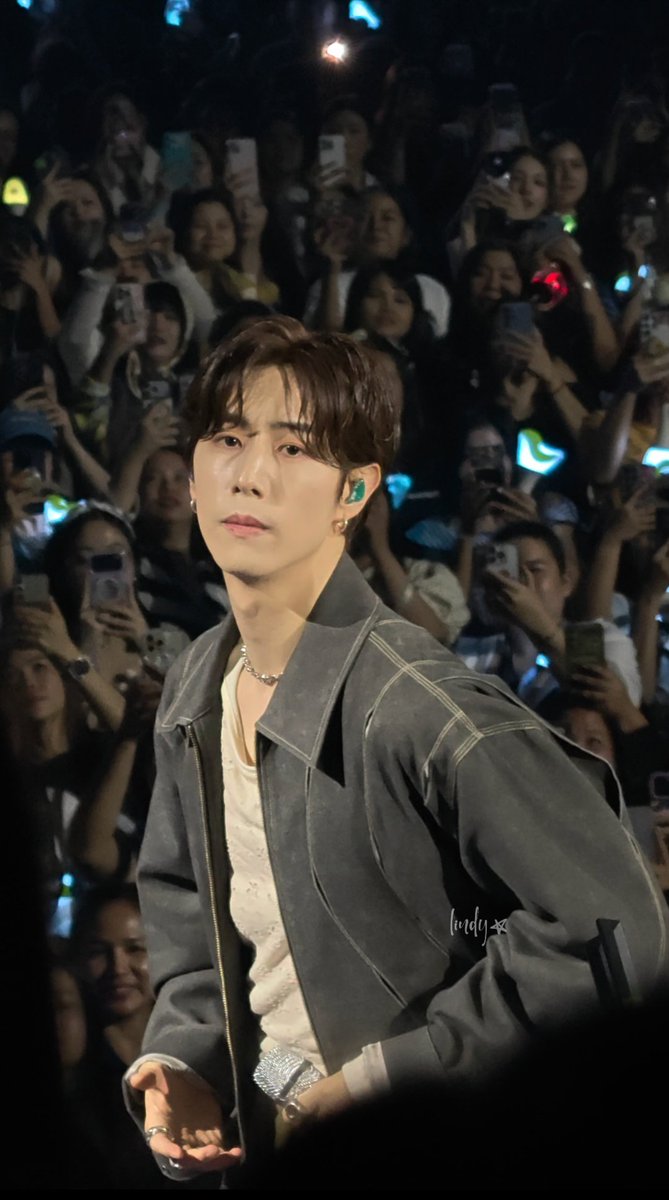 มาร์คบินกลับแล้ว เรายังหาทางออกจากอิมแพคไม่ได้เลย สุ่มเบเนไม่ได้ทั้งสองวันแต่ไม่เสียใจละ เพราะคุณเค้าเสริฟมาก รักนะครับ🐰💚 
#MarkTuan
#MarkTuanFanconBKK2026