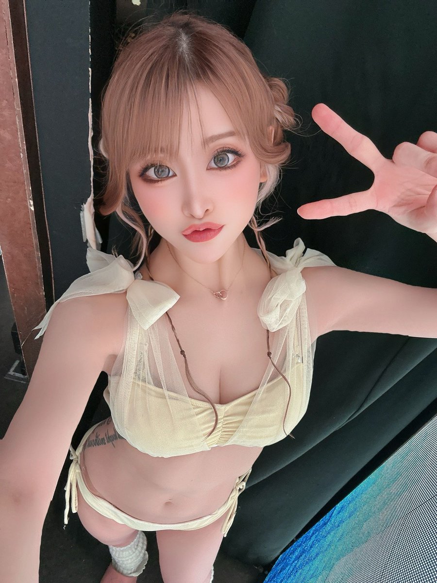 uraran_333's tweet image. 今日はうららリア誕〜🎂✨️
もう歳とりたくないけど😇
今日出勤してます🦖🐾
でも皆、6日(金)のイベントの方が
来て欲しいので、6に来てね🥹!!!𐤔𐤔

#バーレスク大阪
#バーレスク大阪うらら
#Burlesque
#北新地
#誕生日