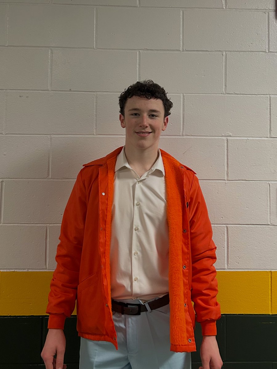 CantonBVH's tweet photo. Bears are Section X Champions! A 6-3 win over Potsdam at Cheel! Player of the game is Owen Logan!

O. Palmer 🚨 🚨 🍎 
R. Palmer 🚨 🍎 🍎 
Logan 🚨 🍎 
Briggs 🚨 🍎 
Premo 🚨 
Seymour 🍎 
Brandy 🍎 
Parker 🍎 

Next up: Orchard Park on Saturday! 
#GoldenBearHockey 🐻 🏒 https://t.co/dEePnNGshu