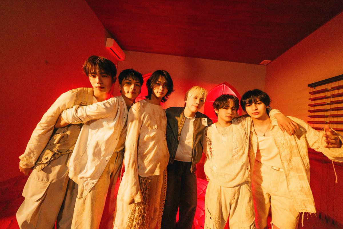 starglow_bmsg's tweet photo. 📸Green Light 

THANK YOU💫
Choreographer: Ryusei harada

#STARGLOW
#SG_GreenLight https://t.co/19240uwh75