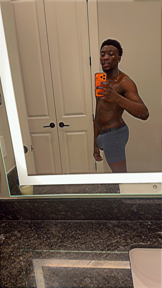 Big Daddy Trey 🤍❕❕ tweet media