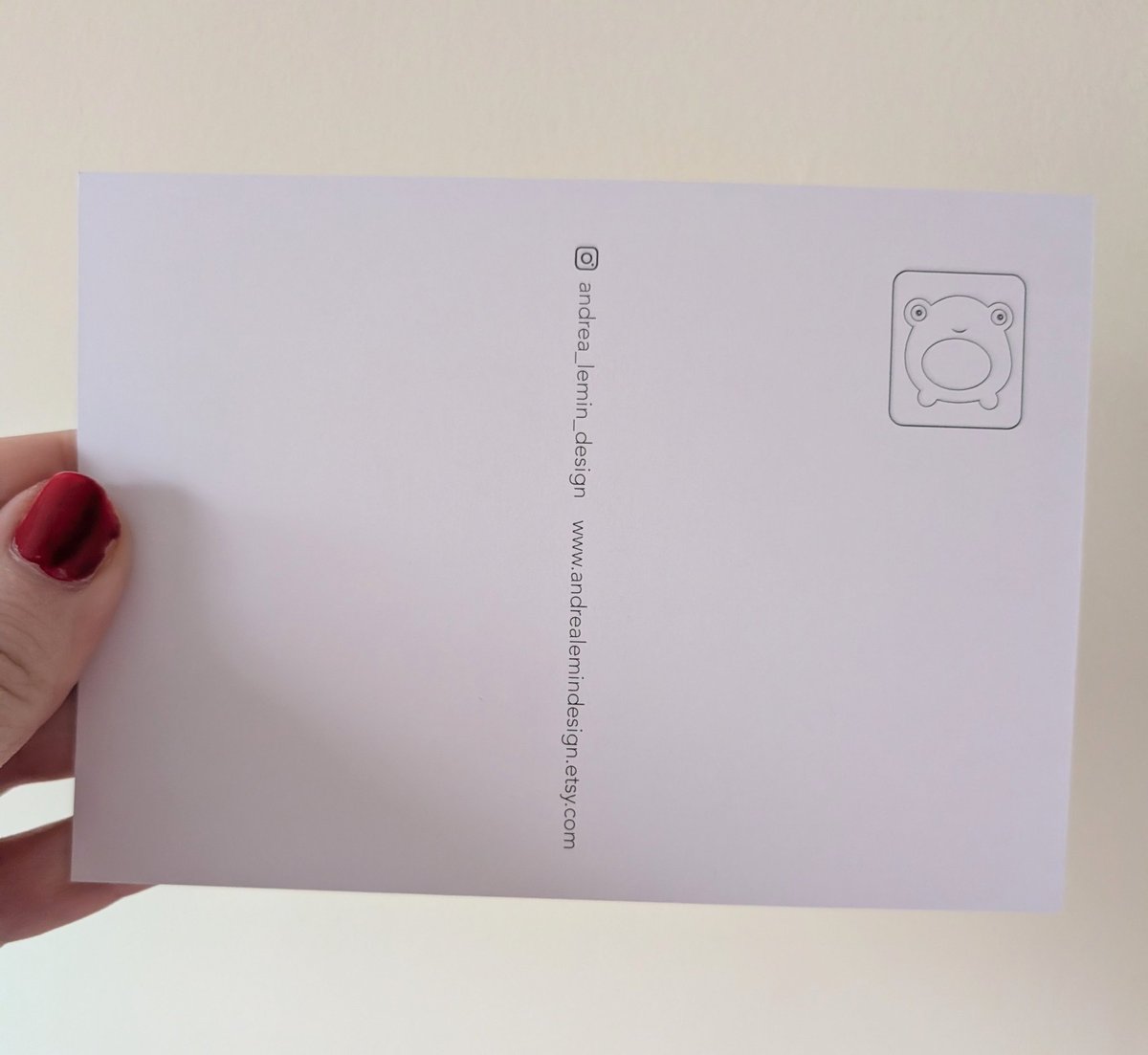 andrealem's tweet image. Cute froggy postcards 🐸
A pack of 4 with 2 designs 
etsy.com/uk/listing/165…

#earlybiz #frog #postcards #tuesdayvibe #giftideas