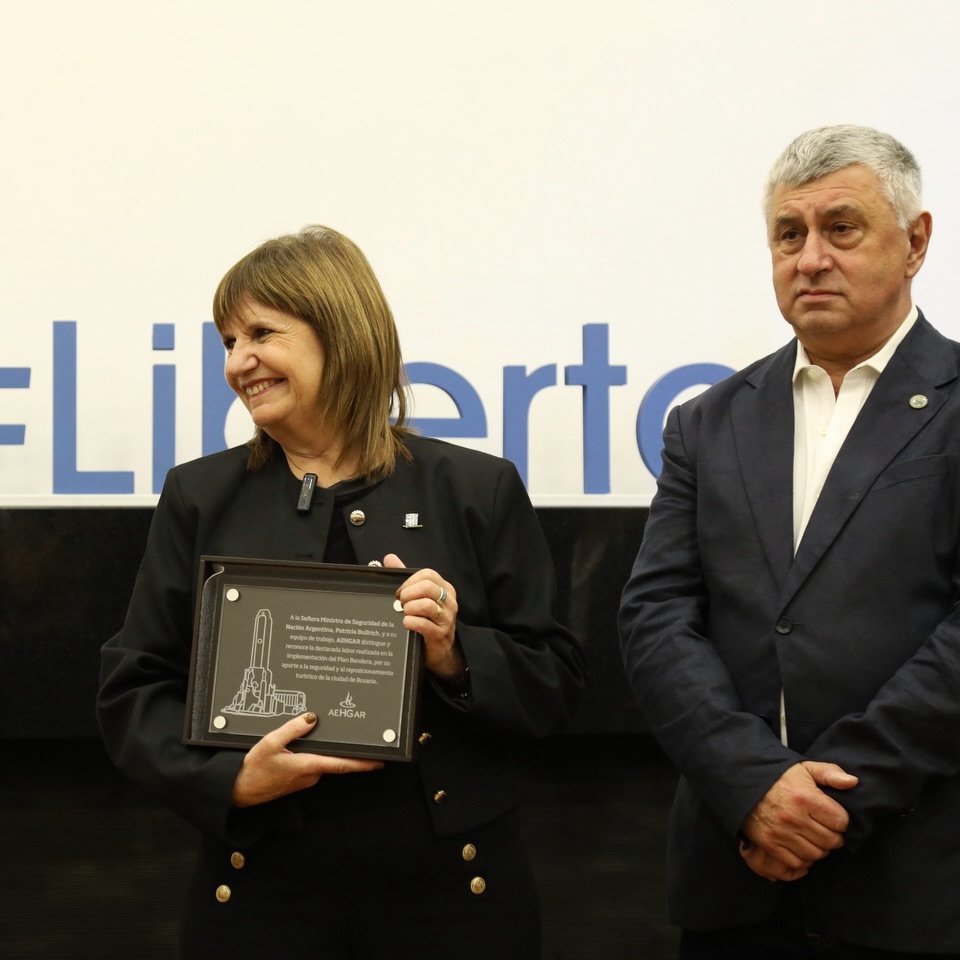 sumapolitica tweet media