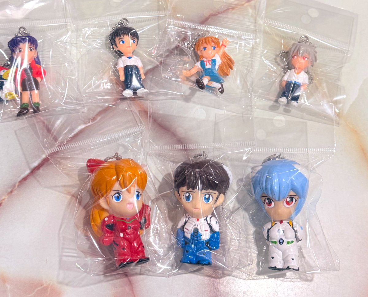 エヴァンゲリオン フィギュア キーホルダーなどが入荷してます⭕️