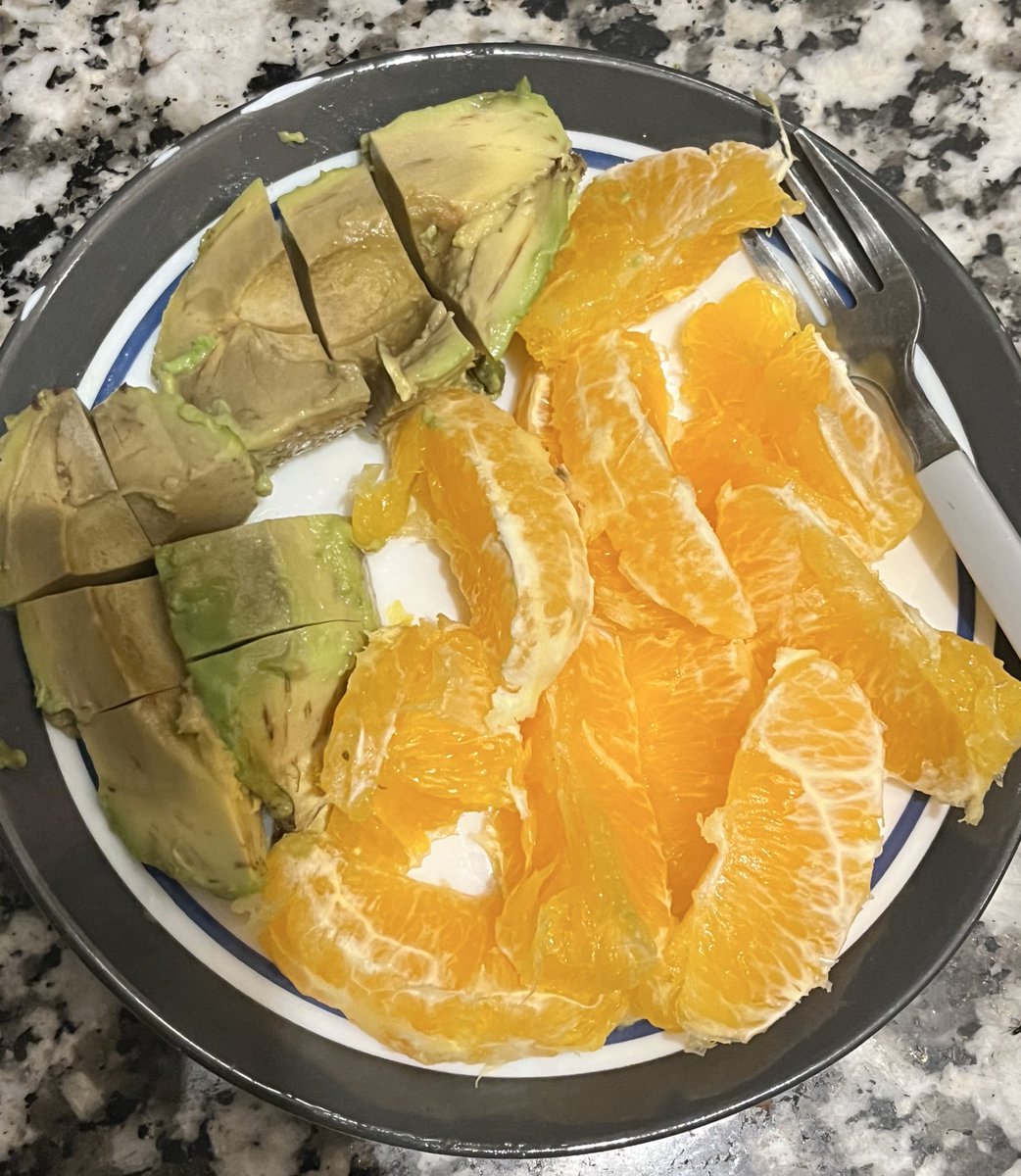 سـَارة tweet media