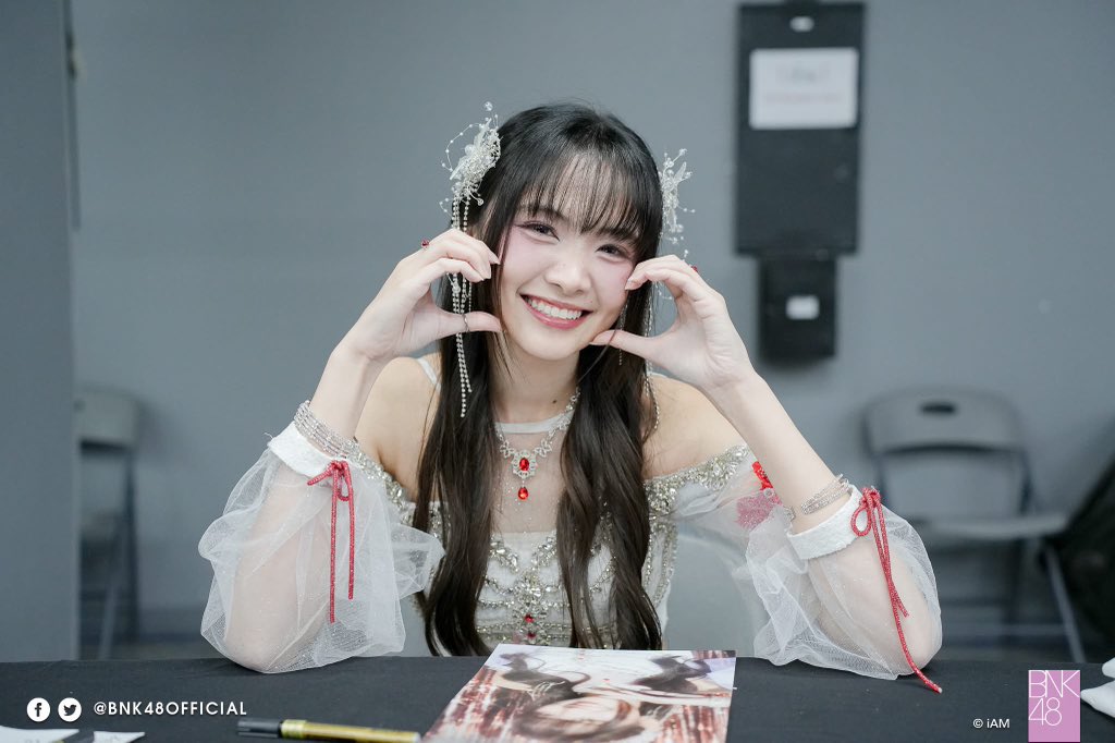 [3️⃣🎉] #BNK48_Celebration

ขอขอบคุณทุกท่านที่มาร่วมกิจกรรม BNK48 3rd Generation Special Single “Celebration” Fansign &amp; 2-Shot Event @ Union Co-Event Hall, Union Mall เมื่อวันที่ 22 กุมภาพันธ์ 2026 ที่ผ่านมาด้วยนะคะ

#UnionMall
#BNK483rdGeneration
#BNK48 #YoghurtBNK48