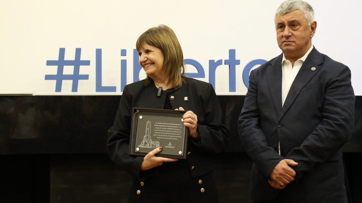 sumapolitica tweet media