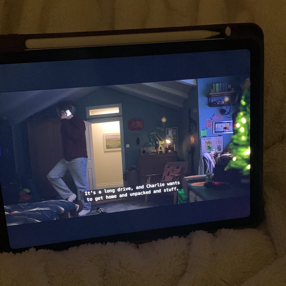 been so long since i watched heartstopper season 3 episode 4 and i have tears in my eyes this show means so much to me and im so happy it’s getting the recognition it deserves, especially this episode <3