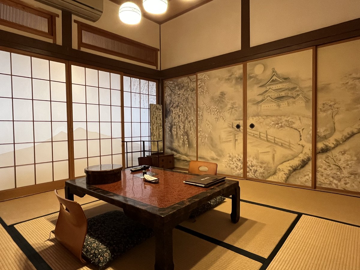 📚#太宰治 が滞在した部屋に泊まれる📚 大鰐町の老舗旅館「ヤマニ仙