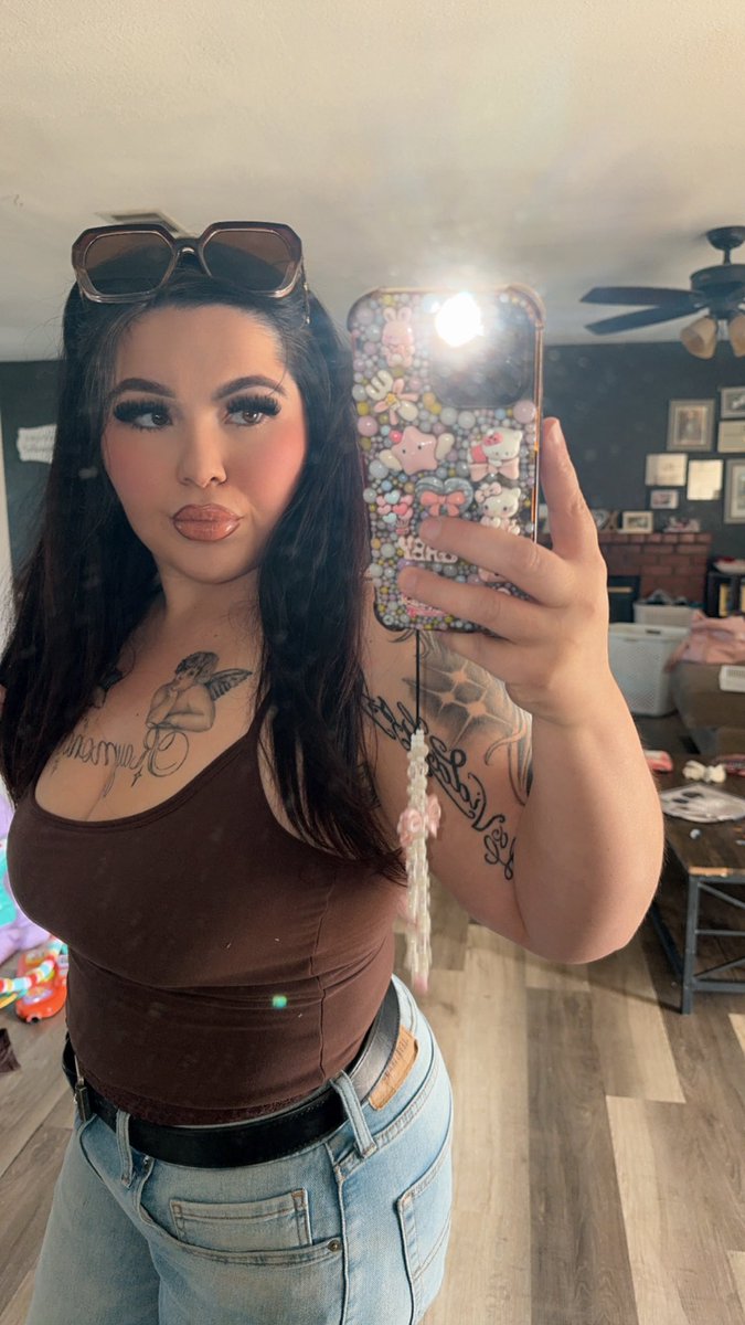 LexxiLovee87's tweet photo. https://t.co/G5NYwzz1Pd making her cum back to OF, I mean comeback🤭 https://t.co/6MmGES8rB5