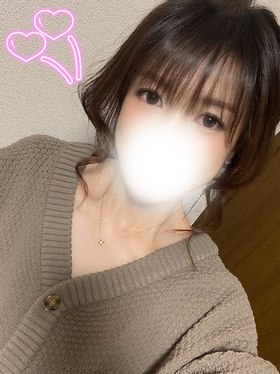 reirei20251030's tweet photo. 麗ちゃんってレパートリー
たくさんあるね！
って言ってもらえて嬉しいです🎀𓂃 ࣪˖

いっぱい勉強してきました(ᗒ⩊ᗕ)⸝ި ʕᦏ

色んな方法で皆さんを癒します⋆.✶🖤

今日と明日も
よろしくお願いします໒꒰ྀི⸝⸝´ ˘ `⸝⸝꒱ྀིა💓 https://t.co/7OjS76S2wc