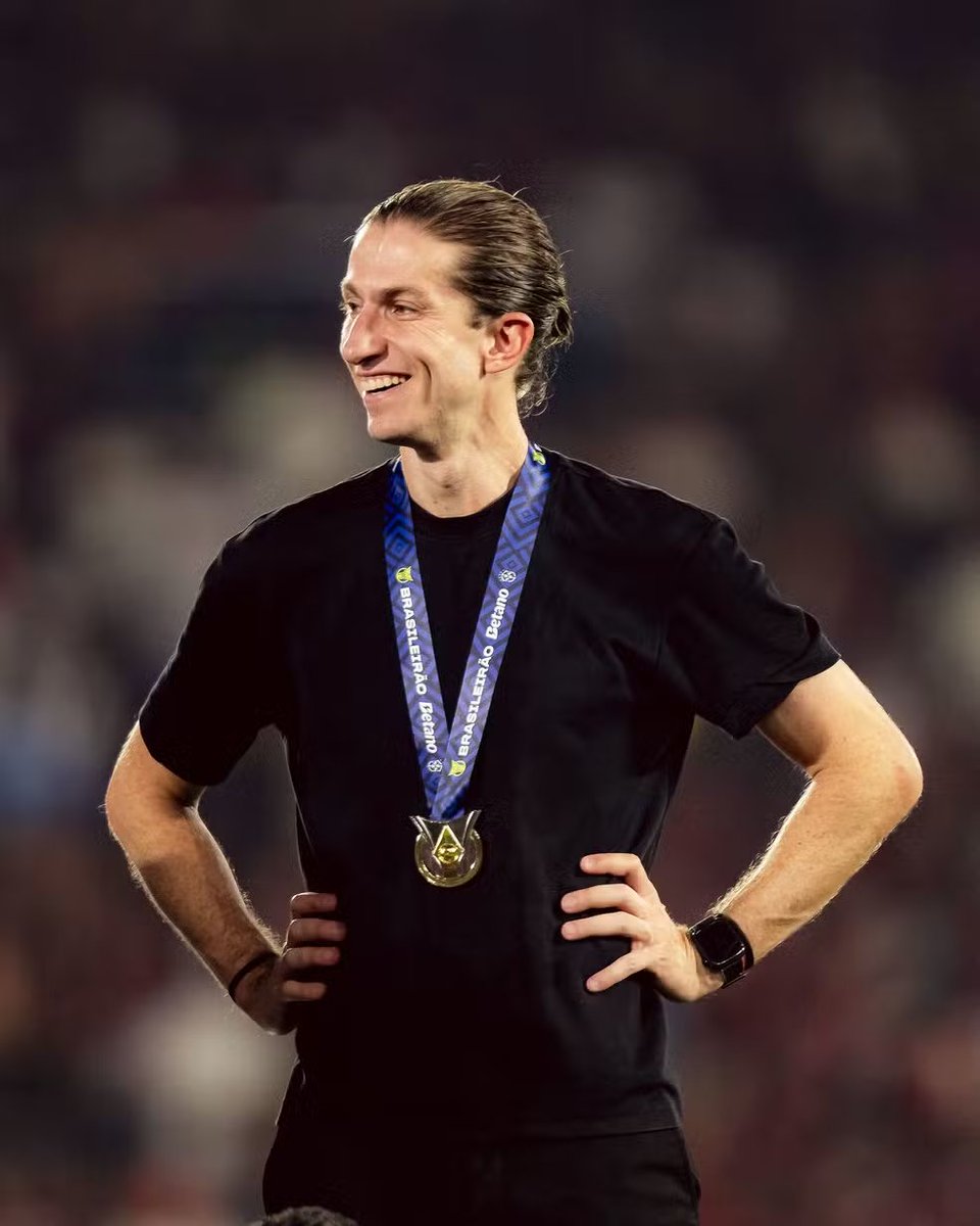 A última frase de Filipe Luís em sua última coletiva pelo Flamengo: 

"Eu não tenho dúvidas de que vivi os melhores anos da minha vida aqui."