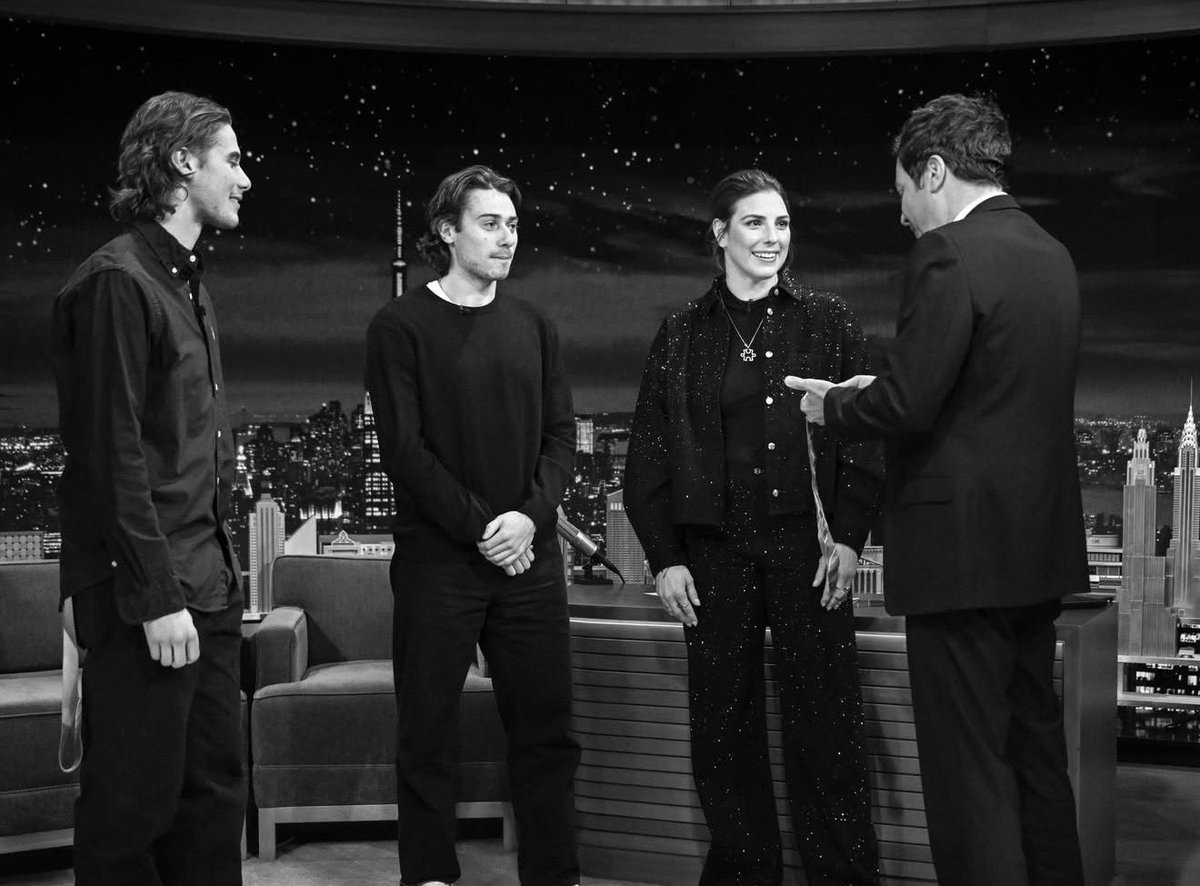 Jon Root tweet media