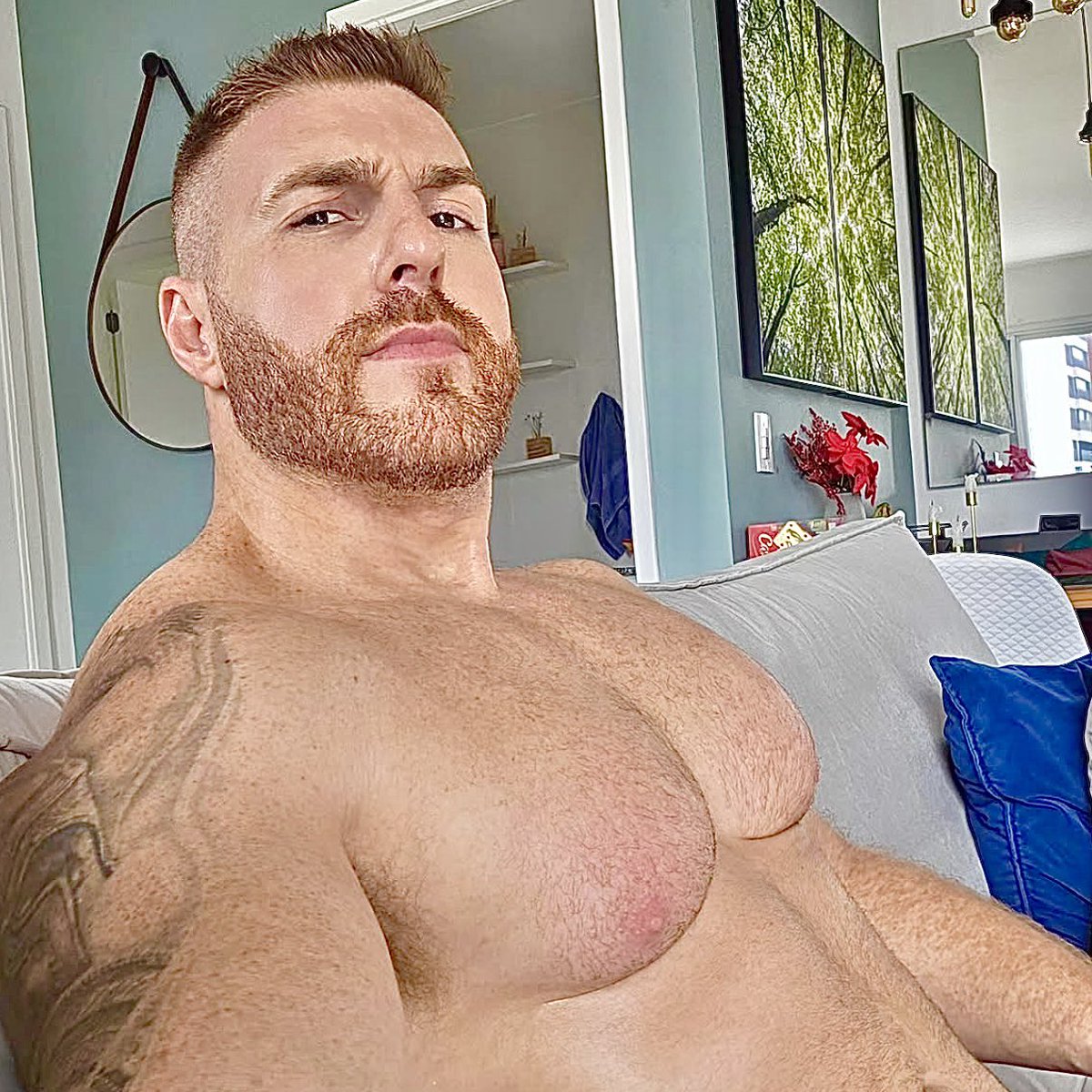 MuscleNips tweet media