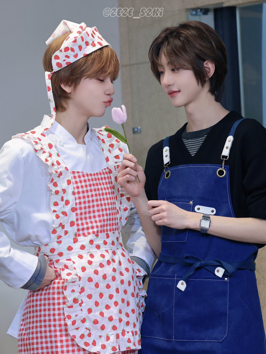 zeZE_s2ki's tweet photo. 콩알즈 🌷🫶🏻
#IDID #아이딧
#PARKWONBIN #박원빈
#JEONGSEMIN #정세민 https://t.co/Oj4P0hd4gW