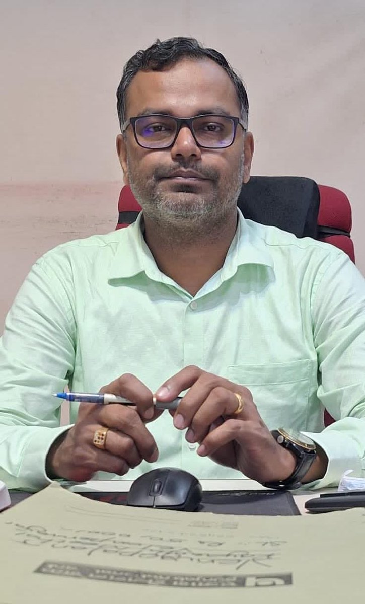 Former Punjab National Bank Ooty branch Manager Deepak narayanan is  missing since 27th  February 2026. He is currently working as the Manager of Kuttiyadi Branch in Wayanad, Kerala. 

If anyone gets any information regarding the person please inform in the numbers given below
