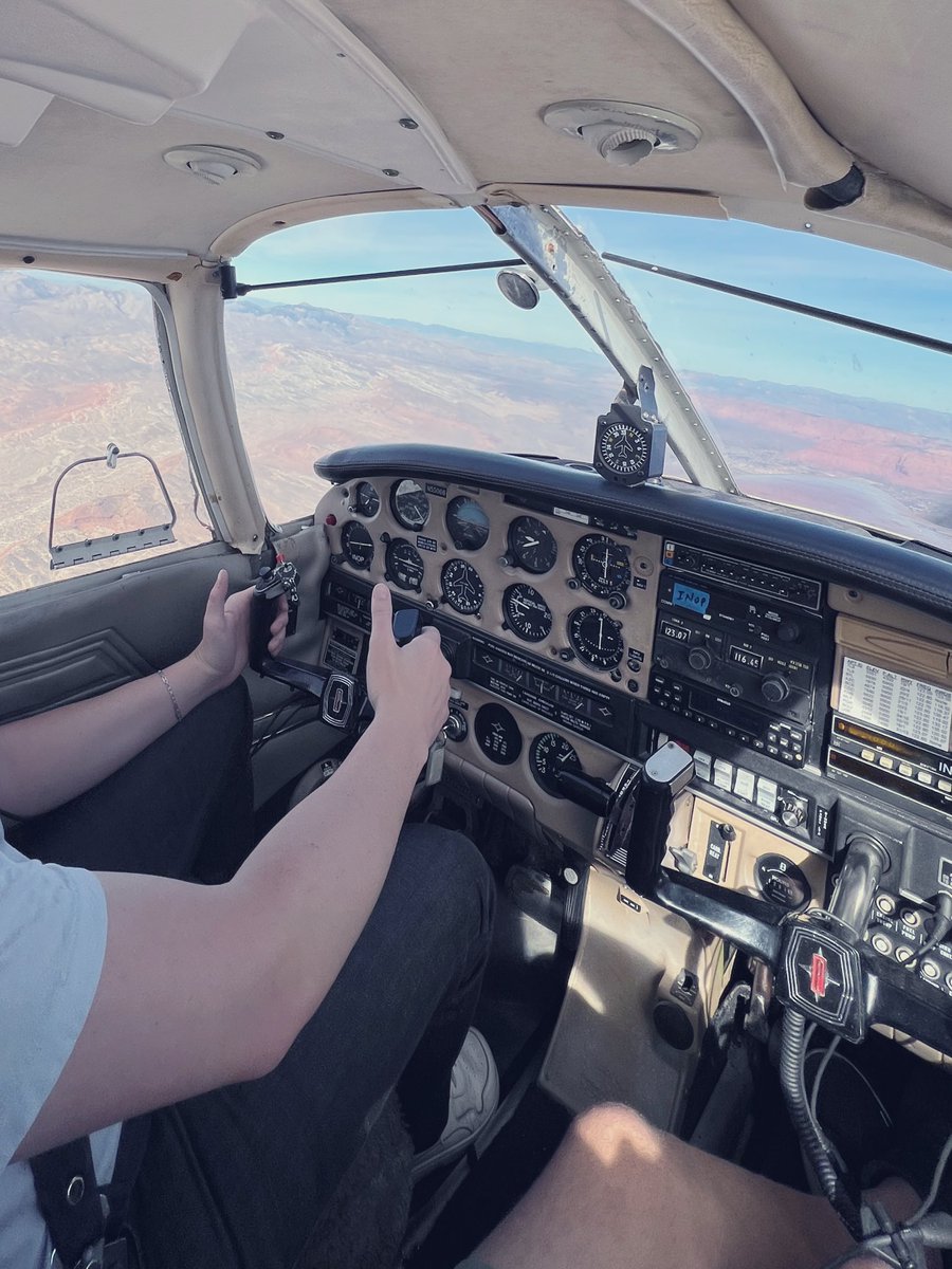 fendigaid's tweet photo. Monday night and I am fucking wasted dude.

Flew a plane the other day tho. Coolest thing I’ve ever done. I was born to pilot top secret aerial phenomena. Maybe in the next life. https://t.co/dI0sxQc8B8