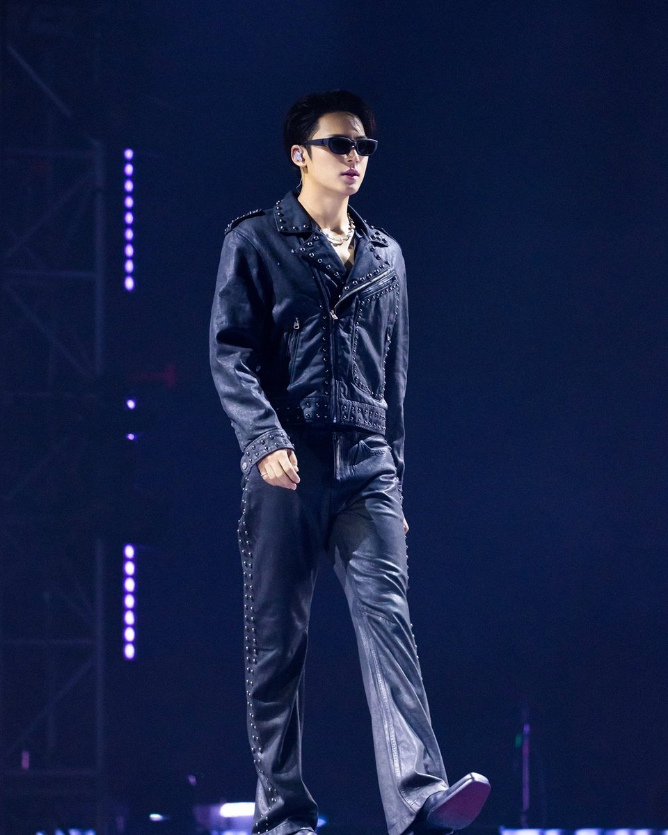 mingyuranniakim's tweet photo. 📍2026.03.03 IG Posted 
#CxM [DOUBLE UP] LIVE PARTY 
#KIMMINGYU x @CalvinKlein 🖤🔥
@pledis_17 @pledis17_STAFF
#MINGYUxCALVINKLEIN #CxMdoubleup https://t.co/dfXpVg296g