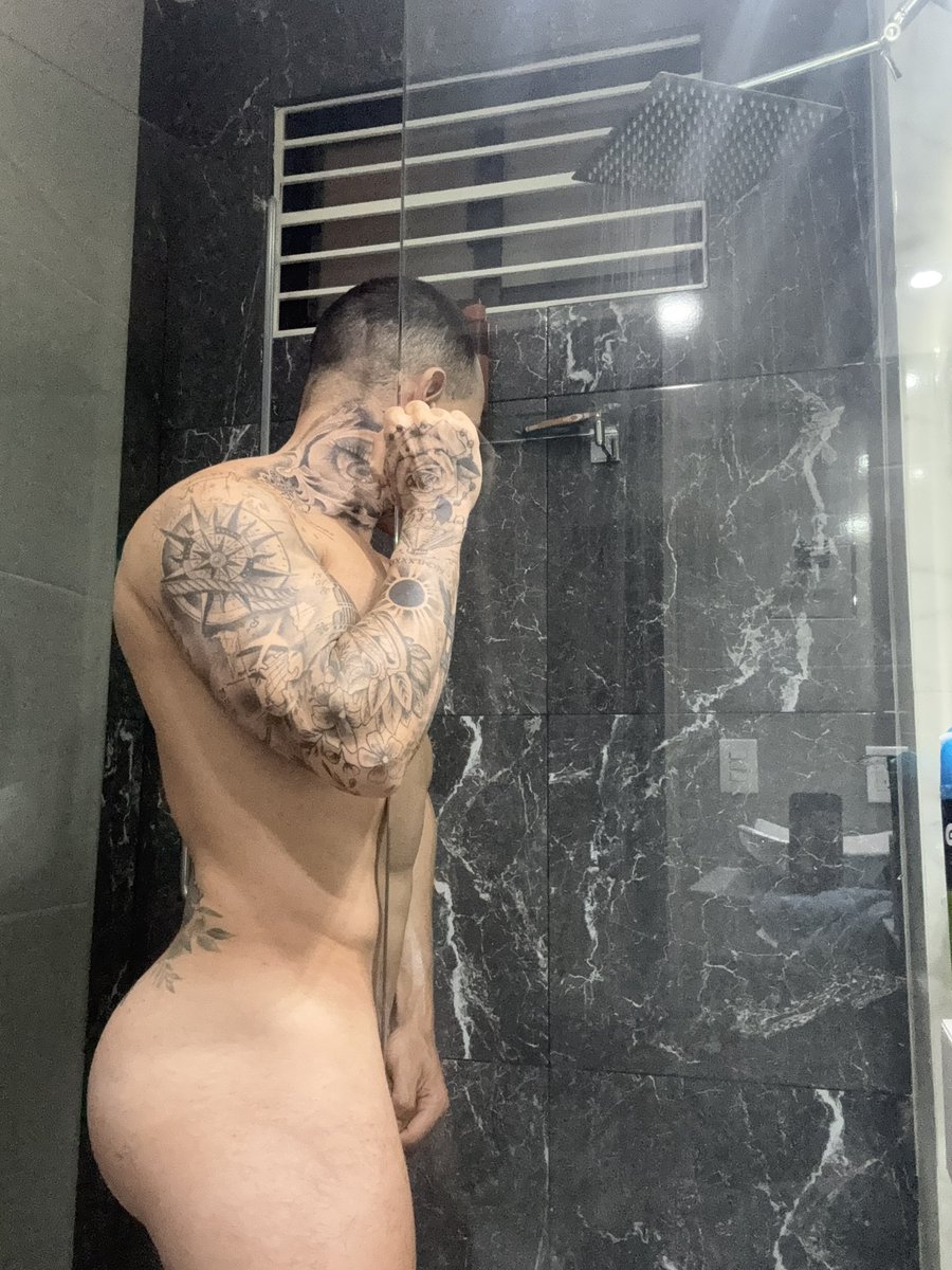 Fernand75119511's tweet photo. Noches 🔥 https://t.co/ZkaeQmgrm3