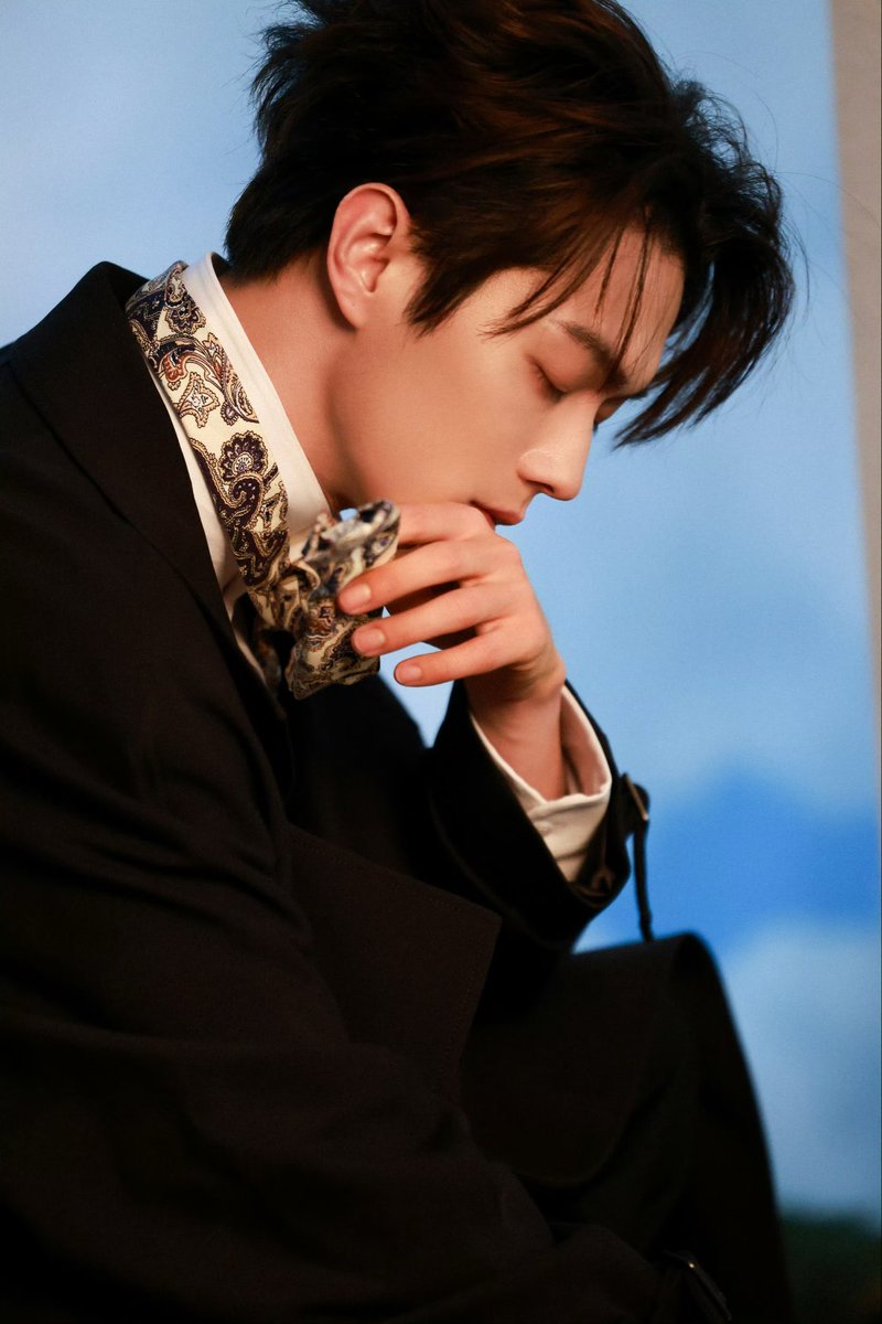 Xu Kai Studio Weibo (2/4) 3.2.26 so many great looks from Xu Kai's