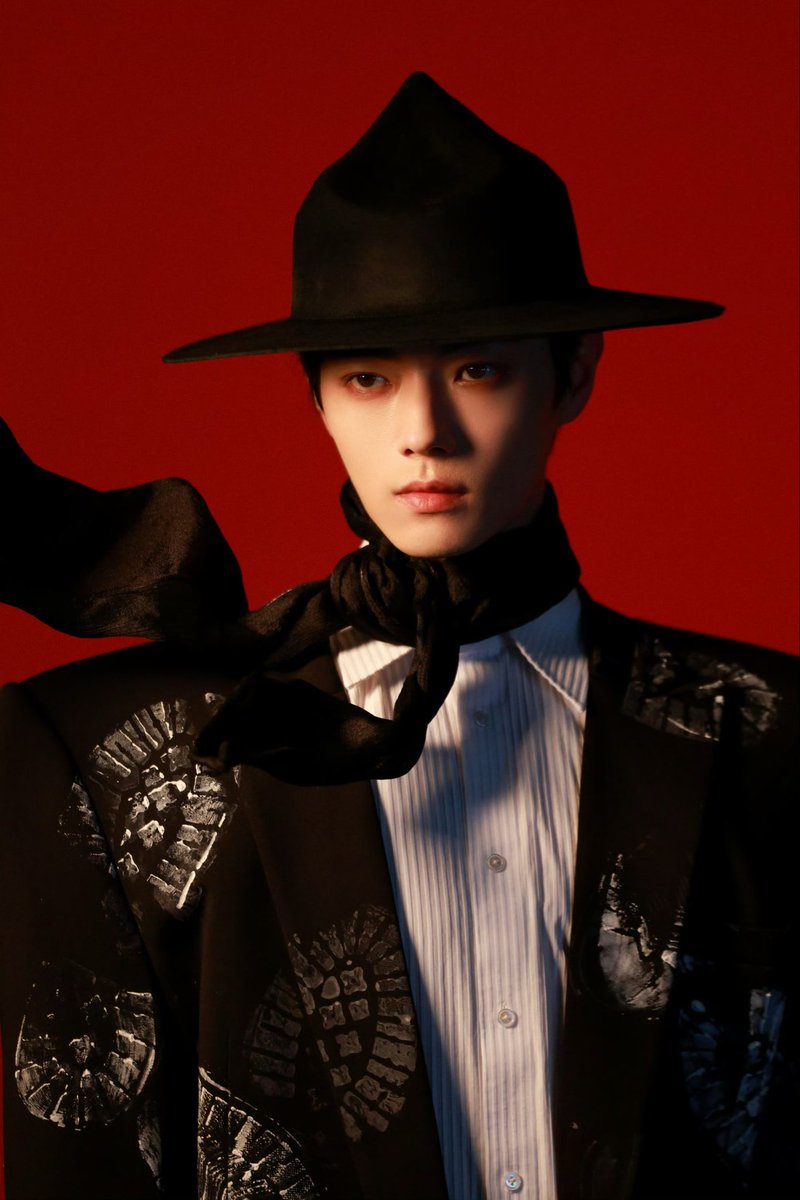 Xu Kai Studio Weibo (2/4) 3.2.26 so many great looks from Xu Kai's