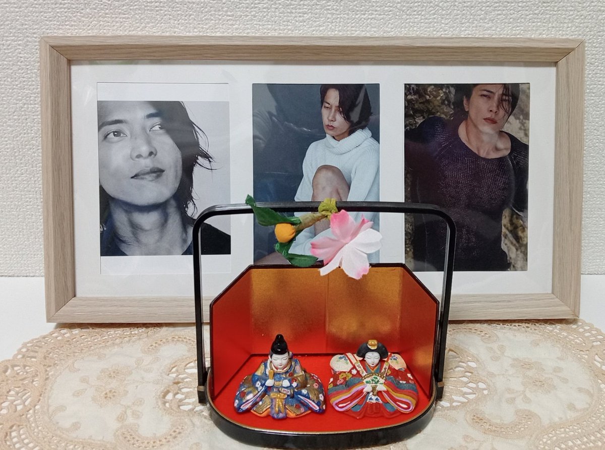 今日はひな祭り🎎
2017年3/3📻️「今日は桃の節句ひな祭りですね、雛人形飾ってたねぇ昔。妹がいたから…男の子からしてみると別にこれと言って盛り上がらないけど…」山Pったら身も蓋もない事言ってる🤣　曲は🎶B-A-N-G
山P、ランチはちらし寿司をと言ってるけどお夕食に作ろう💪
#山下智久 やまぴー