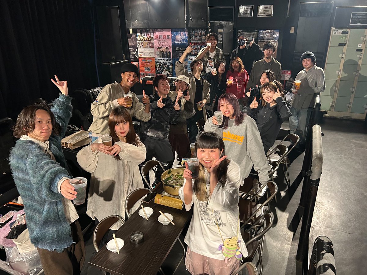 🍻ありがとうございました🍻

3/2(月)@ 豊橋club KNOT 

“KNOT OSHI vol.1”
speel plaats『さかさまの月/対自分』
2nd Single Release Tour 2026

ドキドキしたー！
豊橋club KNOTも、そこにおるみんなも、暖かくて大好きです！
出会ってくれた人もありがとうございます！
またすぐ行きます🤝🏻