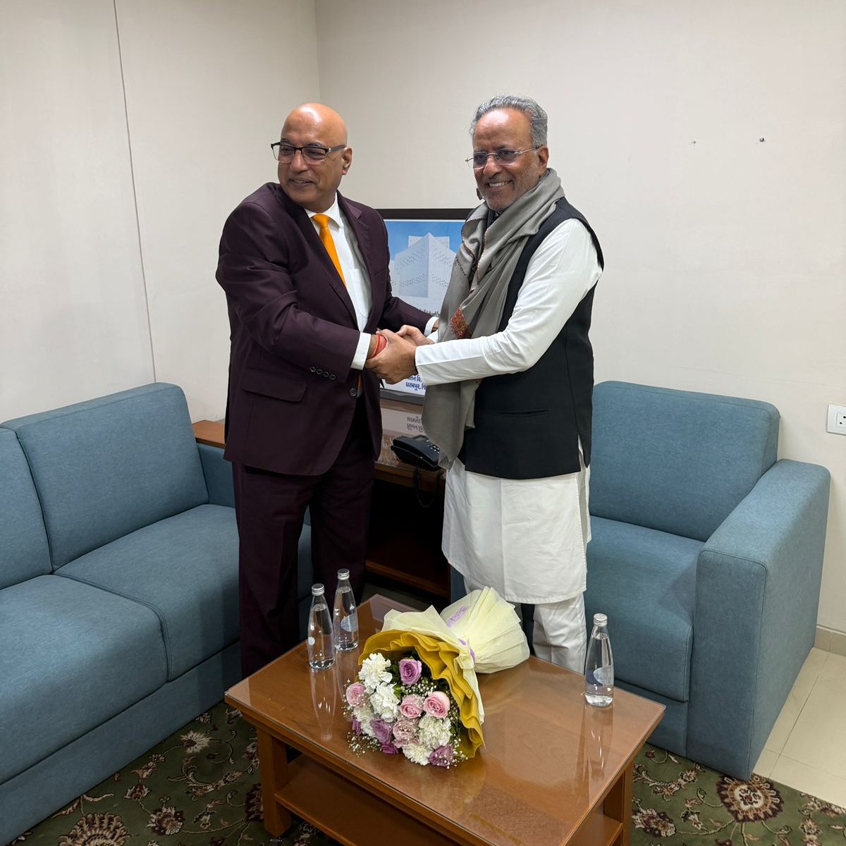 Had a Highly Productive Meeting With Dr. Randhir Thakur, CEO &amp; MD of Tata Electronics, Discussing Innovation, Semiconductor Growth And Gujarat’s Expanding Role in Advanced Manufacturing.

We Also Explored Opportunities For Strategic Collaborations That Can Position Gujarat As a