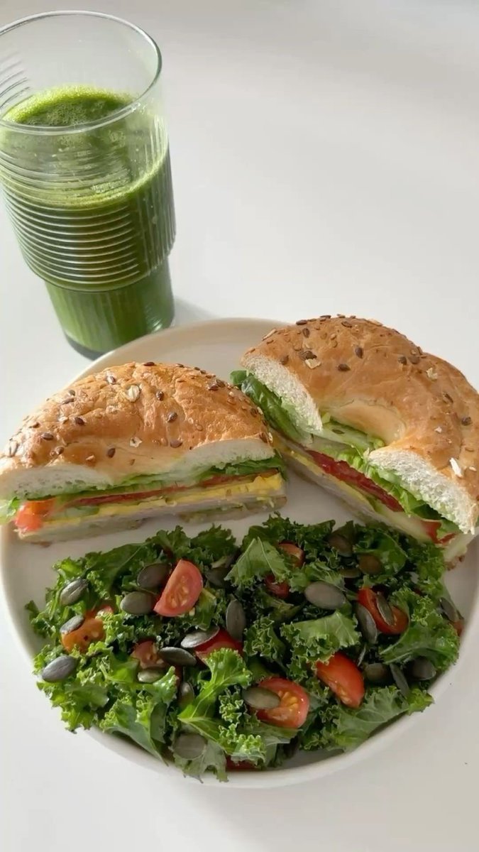 Elenalune_'s tweet photo. Health is wealth, Eat Clean>> https://t.co/PyiUvxGsbm