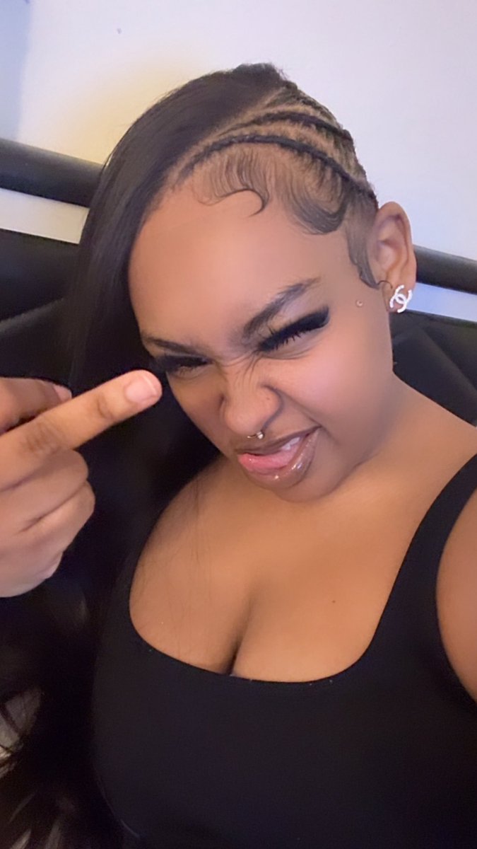 charlie ♊︎ tweet media