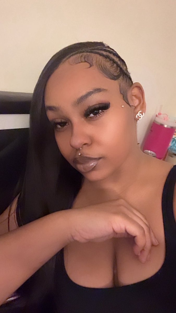 charlie ♊︎ tweet media