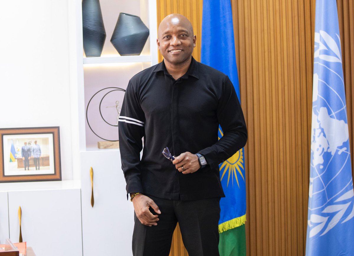 ConstantinUwase's tweet photo. #UyuMunsiMuMateka
#03March
Havutse @GomeraM Former @UNDP_Rwanda Resident Representative, now @UNDPSouthAfrica RR, A very humble man , a true leader, Umugabo w’umuhanga cyane Ukunda u Rwanda n’abanyarwanda akaba inshuti ya bose cyane Urubyiruko.
Tumwifurize isabukuru nziza https://t.co/tDZpgWfASH