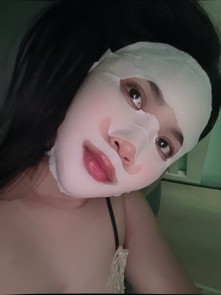 Pare_e245's tweet photo. 💋 https://t.co/VNXLoUWfZs